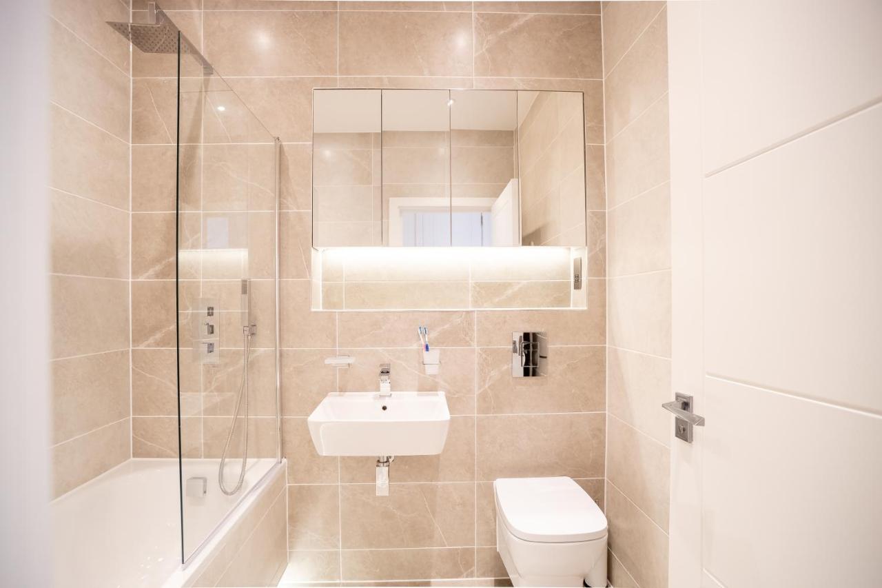 Luxe & Stylish 1 & 2 Bed Flats Near Heathrow, Legoland, & Windsor Slough Exteriér fotografie